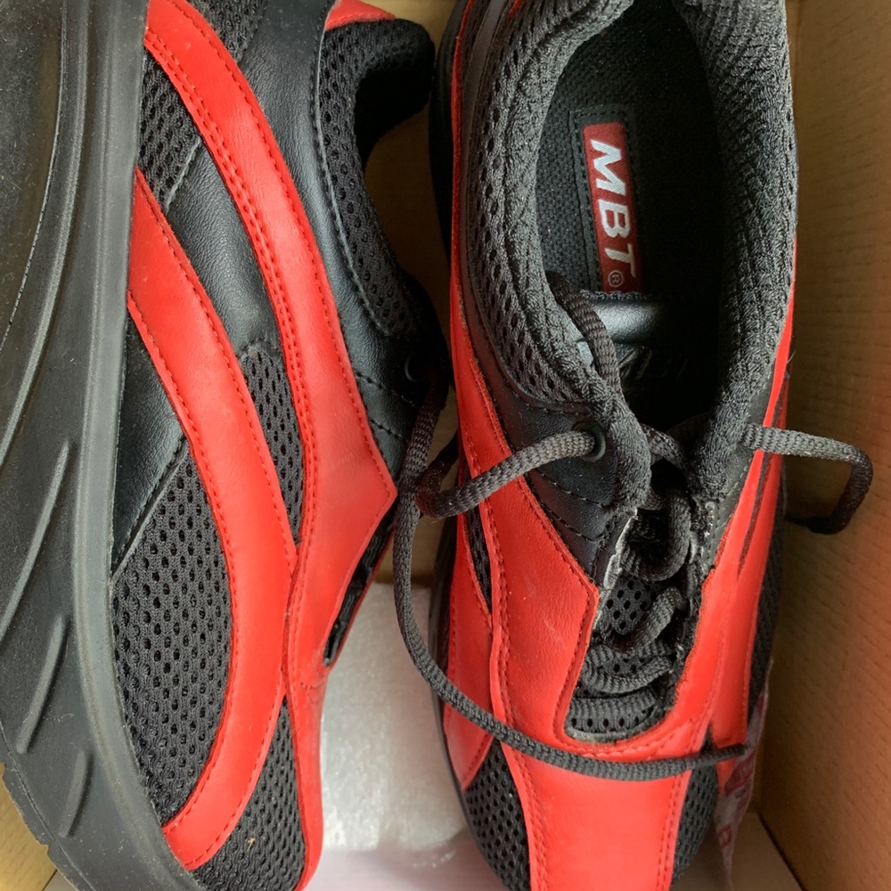 MBT Ladies “Flame” US size 6.5 Tennis Shoes ~